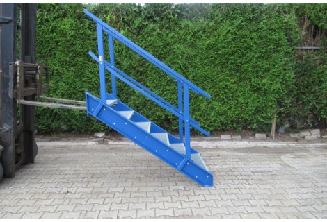 Stalen trap hoogte 120cm. Gebruikt.